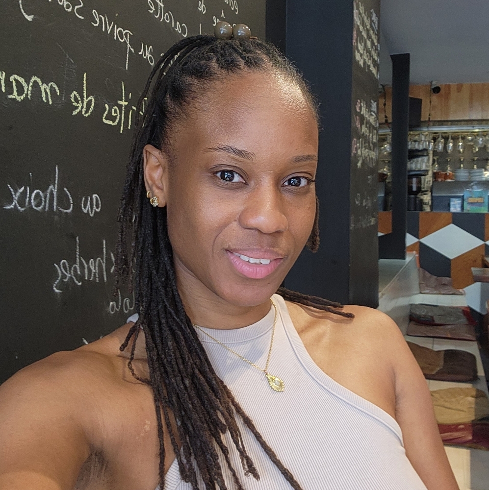 Meet your Posher, Jenn